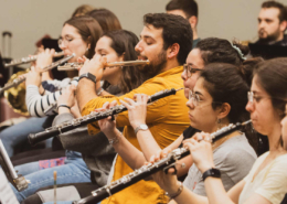 CaixaBank, la FSMCV y el IVC convocan las becas del curso 2025-2026 para el alumnado de escuelas de música con una dotación de 255.000 euros